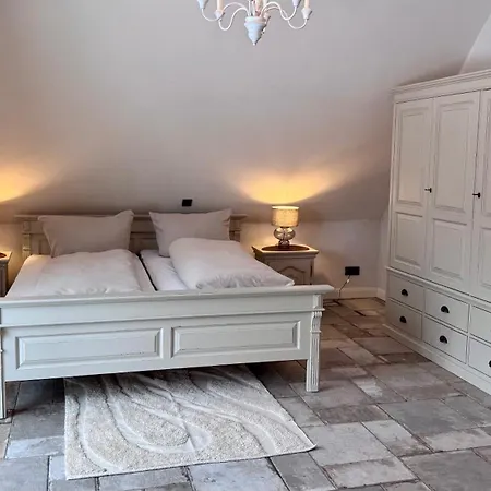 Oolt Huus No 3 I Exklusiver Urlaub Im Reetdachhaus Apartmán
